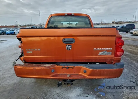 2010 Dodge Dakota Sxt z USA, uszkodzony, nr VIN 1D7CW3GP7AS172229